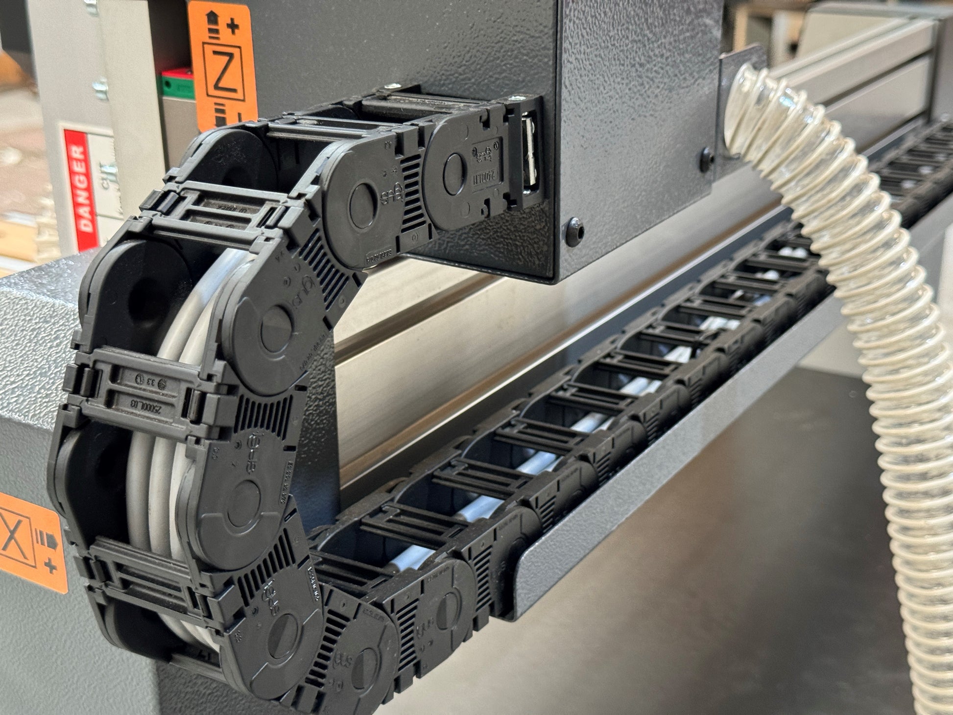 iTECH CRT Desktop CNC Router + Cabinet Stand